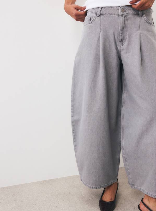 Light Grey Balloon Pleated Denim Jeans 8